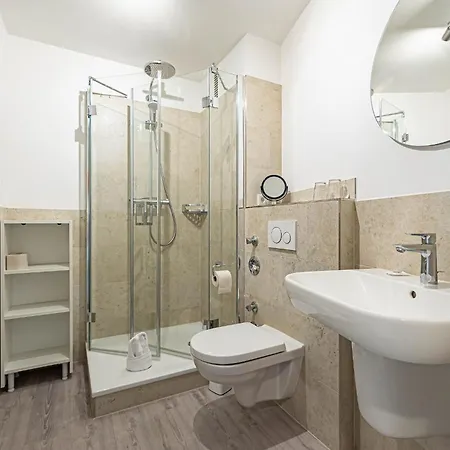 Apartmán Fewo1846 - Gluecksstern - Komfortable 2-zimmer-wohnung Mit Balkon Im 5 Og *